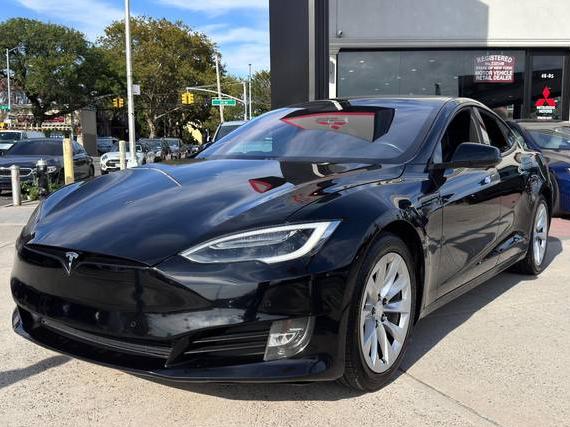 TESLA MODEL S 2018 5YJSA1E24JF280921 image